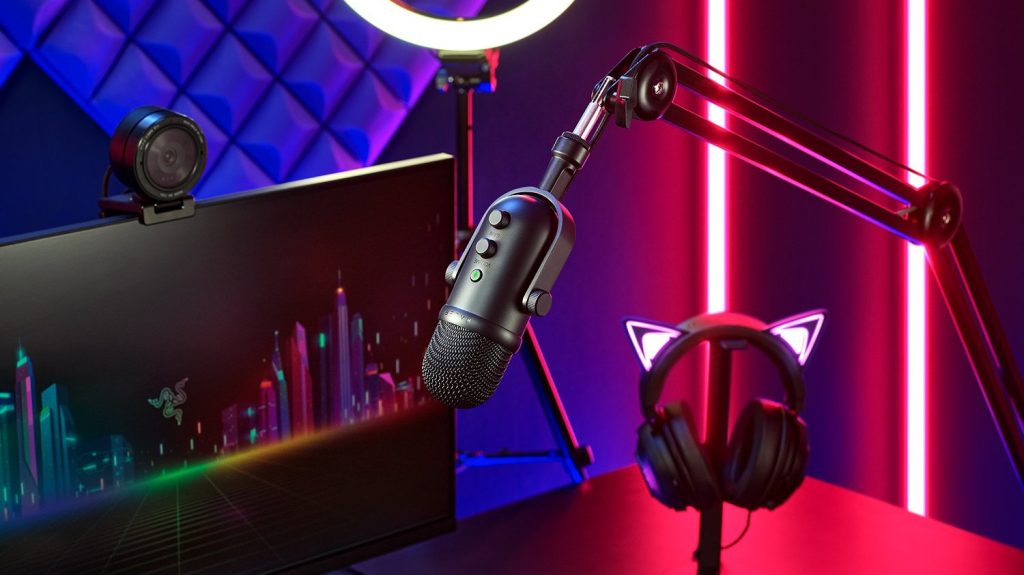 Razer Seiren V2 Pro Microphone Review 2 This is a piece of kit that has been built to last.