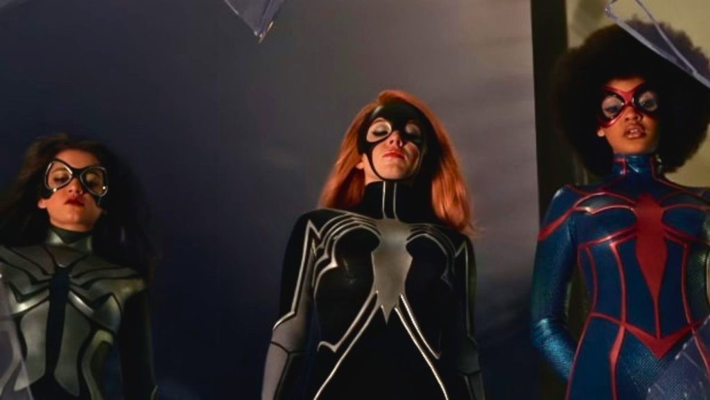 The shot of three Spider-Women in the movie