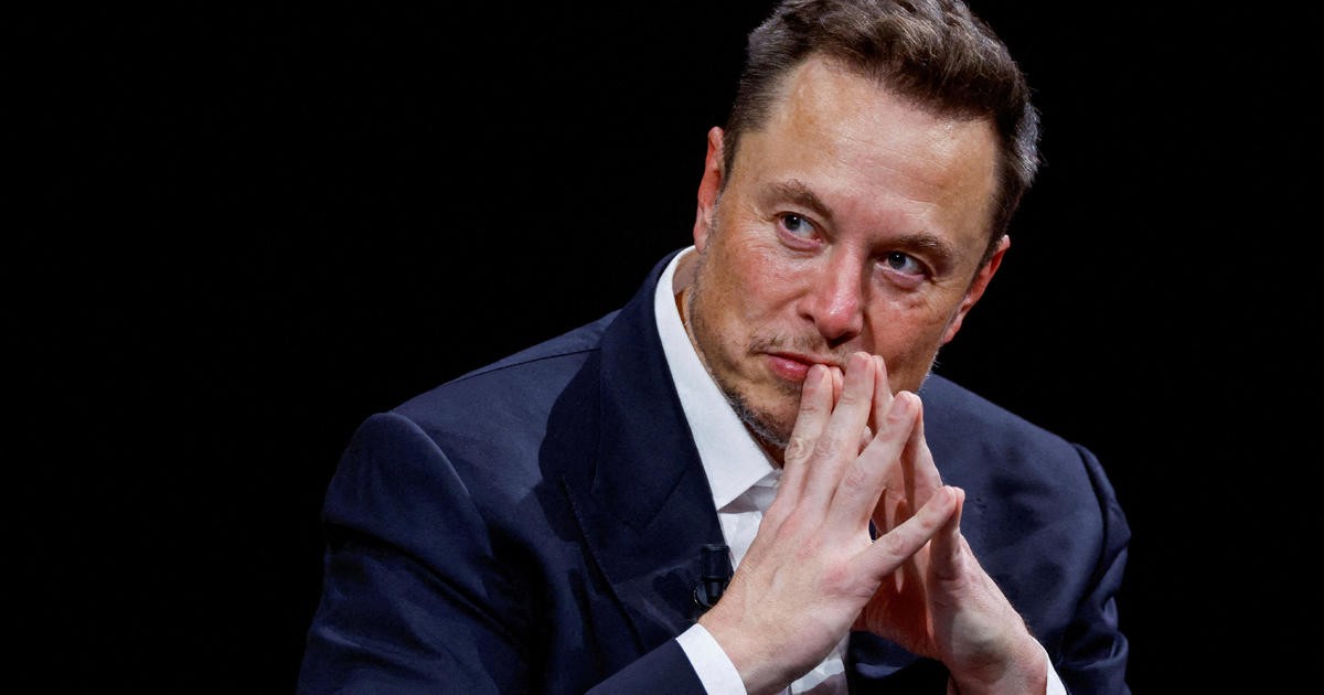 Elon Musk Ist Begeistert, Dass Darren Aronofsky Bei Seinem Biopic Regie Führt