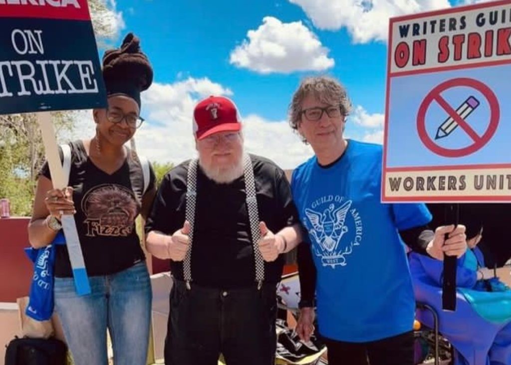 Author George R.R. Martin (middle) | image: Instagram/@grrm_nm