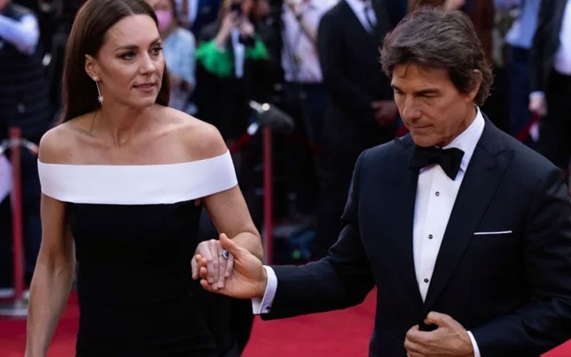 Tom Cruise and Kate Middleton holding hands 