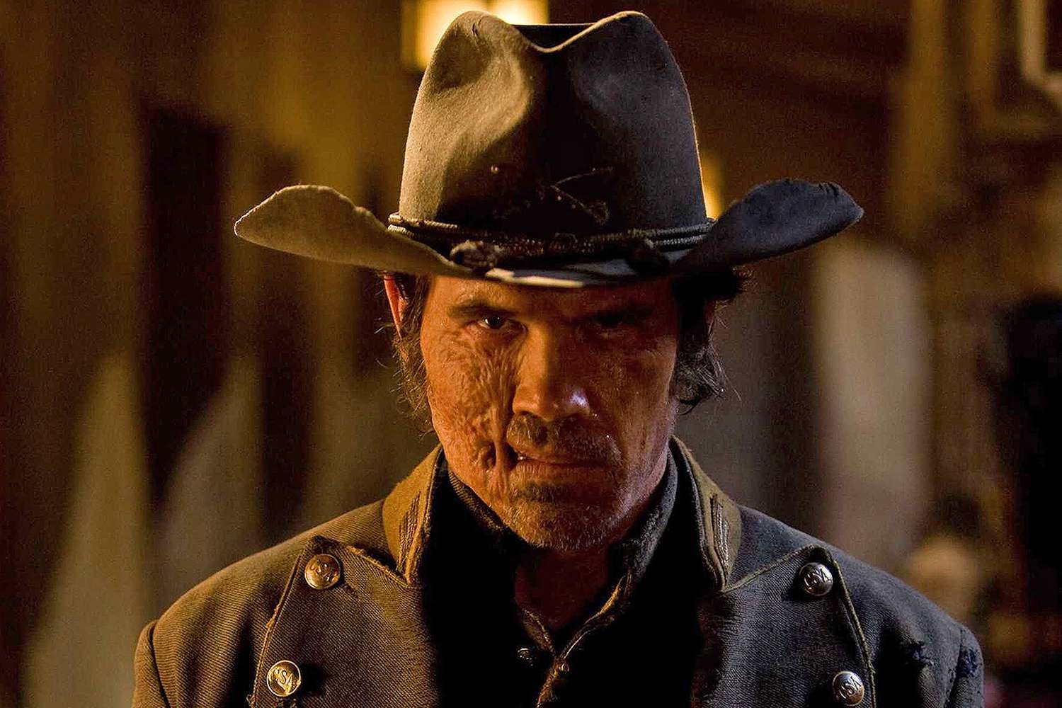 Josh Brolin absolutely hates Jonah Hex and continues bashing it