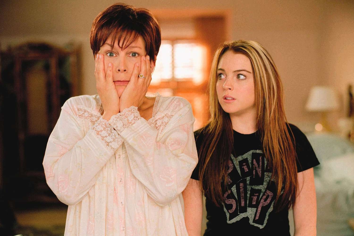 Lindsay Lohan and Jamie Lee Curtis in 2003's Freaky Friday