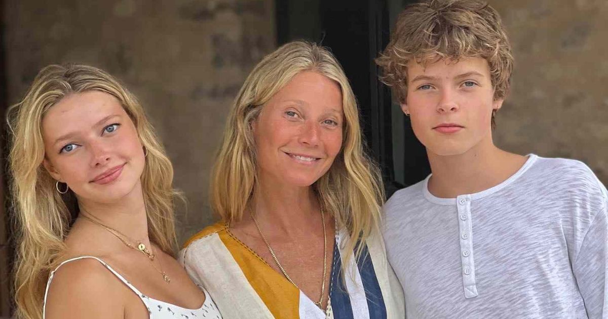 Gwyneth Paltrow with her children