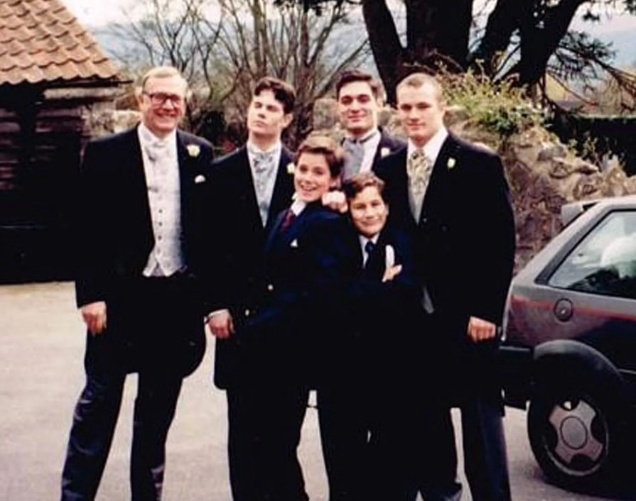 Henry Cavill with his father and brothers (Image via Instagram)