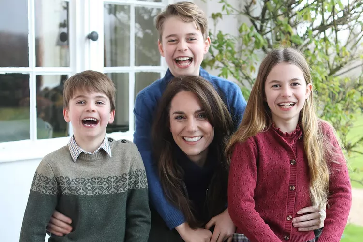 Kate Middleton shared a photo with her children
