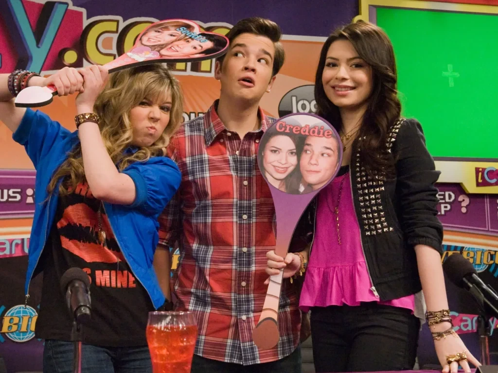 A still from the Schneider-helmed series iCarly