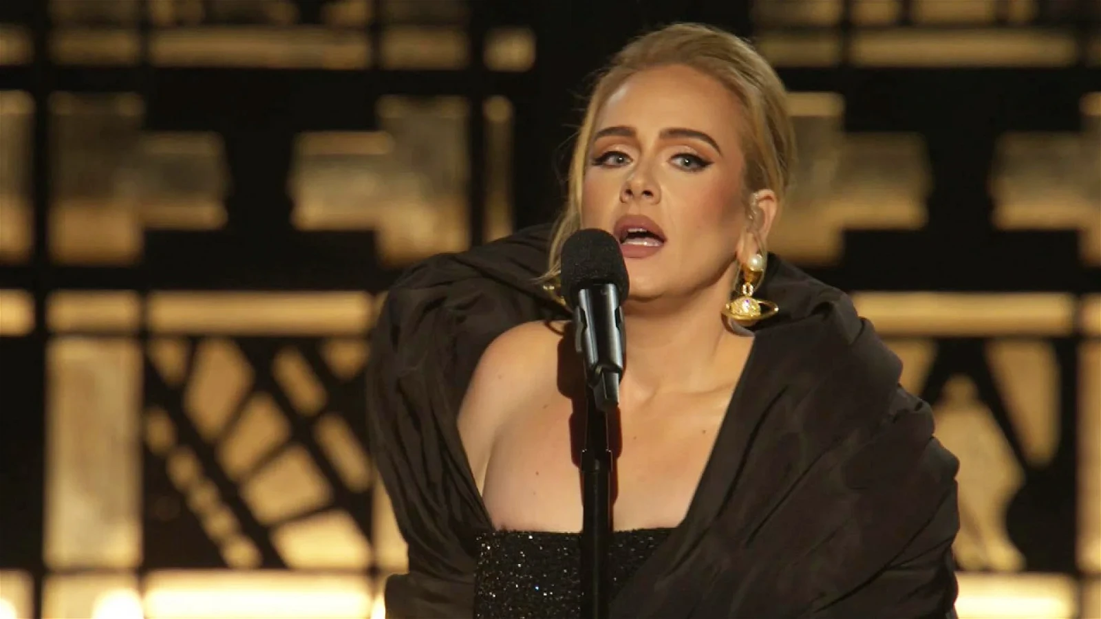 Adele performing Rolling in the Deep during her special One Night Only on CBS