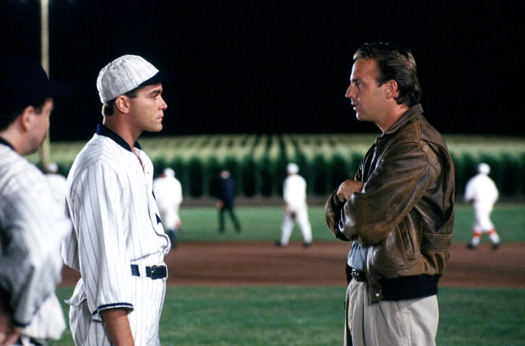 Kevin Costner and Ray Liotta in Field of Dreams (1989)