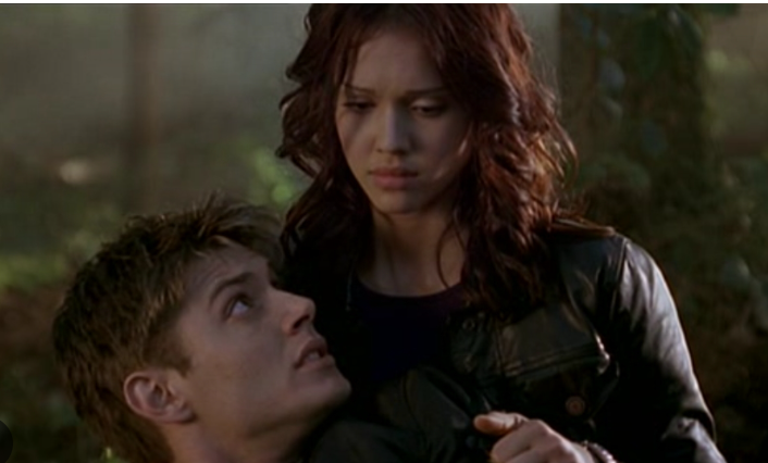 Jensen Ackles and Jessica Alba in Dark Angel