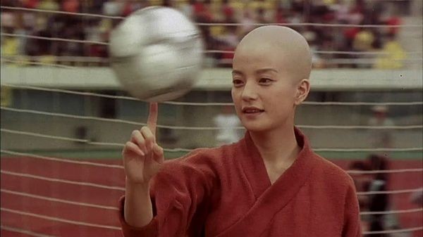 A still from Shaolin Soccer 