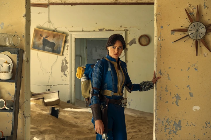 Ella Purnell in a still from Fallout.