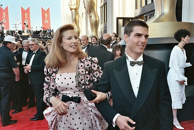 Tom Cruise with Mimi Rogers. Credits: Wikimedia Commons
