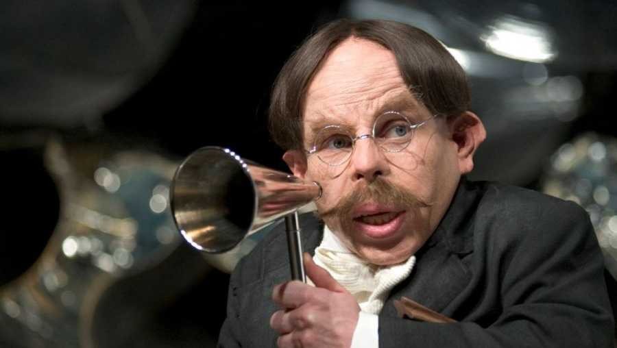 Harry Potter star Warwick Davis' wife Samantha Davis passed away last month at the age of 53