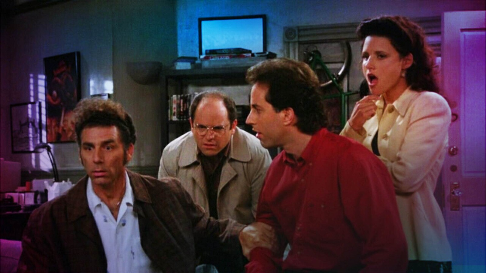 Cosmo, Jerry and Elaine having a funny conversation