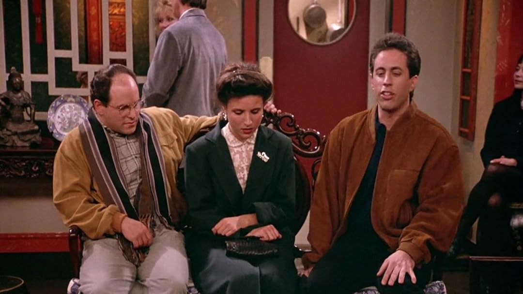 Elaine and Jerry in a dilemma in Seinfeld season 3