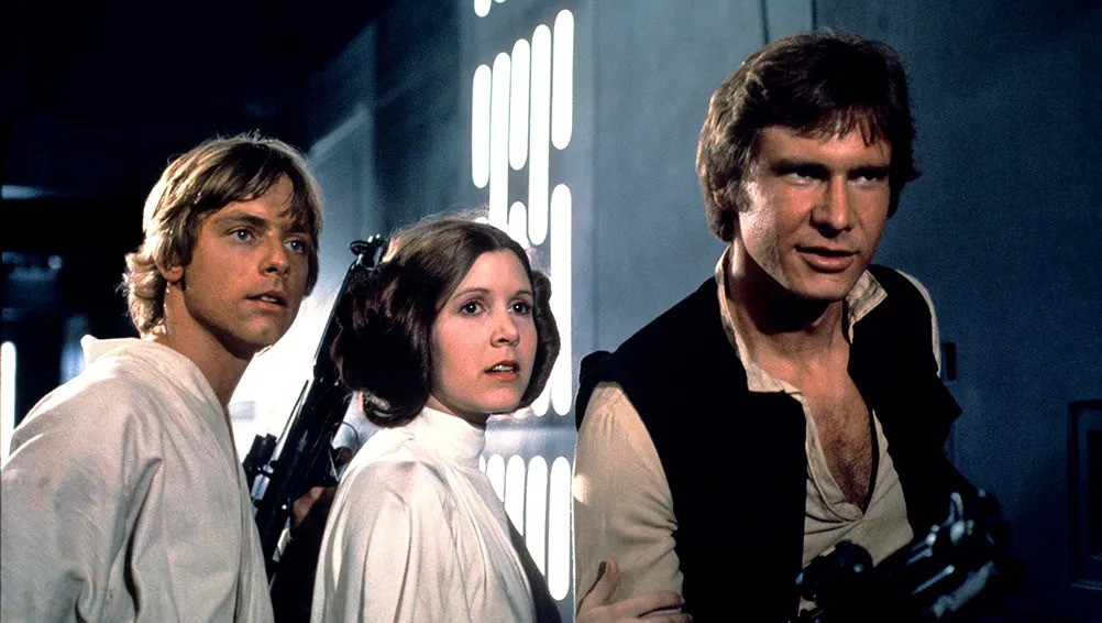 Han Solo, Luke Skywalker and Princess Leia fights the Stormtroopers
