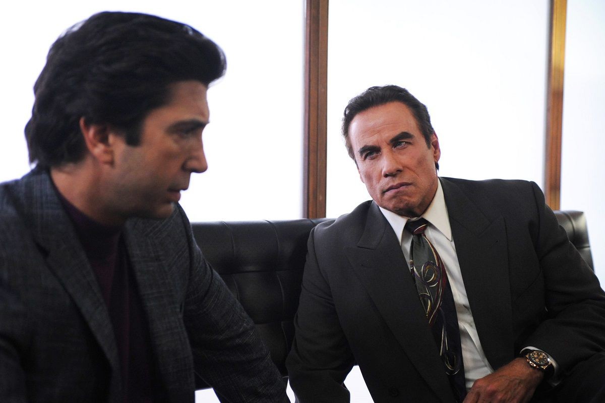 John Travolta with David Schwimmer in The People v O.J. Simpson: American Crime Story