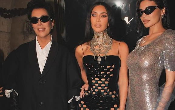 Kris Jenner with Kim Kardashian and Kylie Jenner