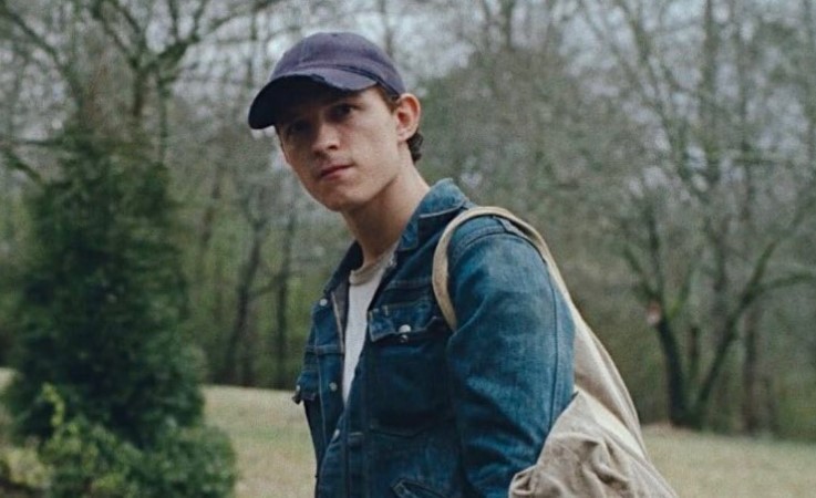Tom Holland in a still from The Devil All The Time.