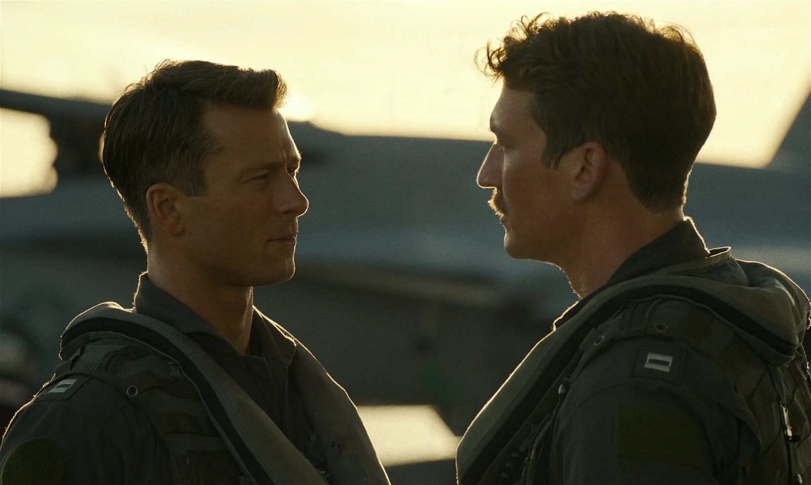 Hangman and Rooster share a moment before taking off in Top Gun: Maverick