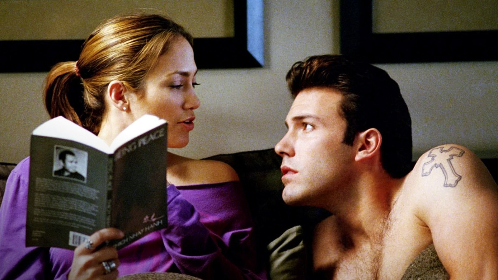 Jennifer Lopez and Ben Affleck in Gigli | Sony Pictures Releasing