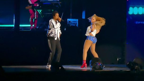 "Get your hands off my man's chest": All Hell Broke Loose After Beyoncé
