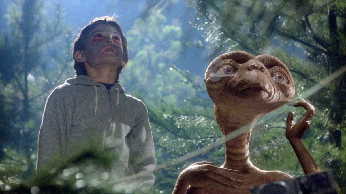 Elliott (HENRY THOMAS) tries to help E.T. phone home in E.T. the Extra-Terrestrial.