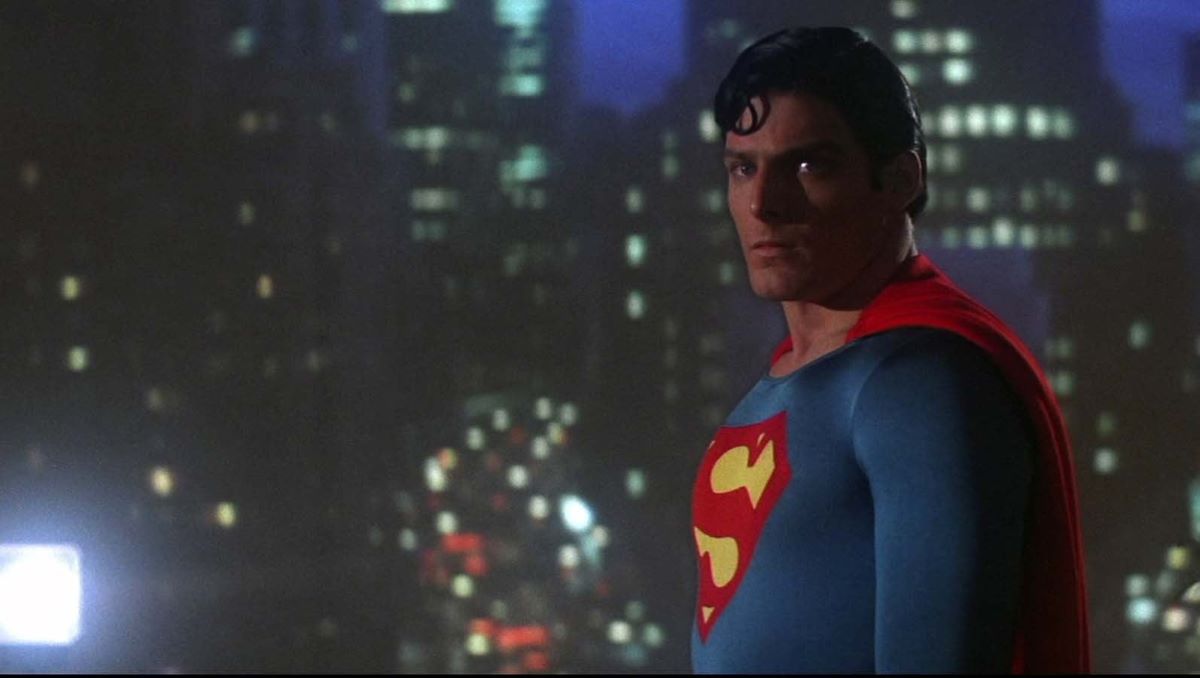 4 Times DC Fans Were Lucky to See 2 Superman in One Shot and The One With Christopher Reeve Will Make You Emotional