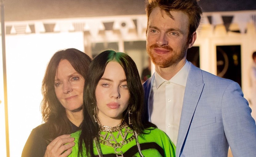 Billie Eilish and Finneas O'Connell with their mother