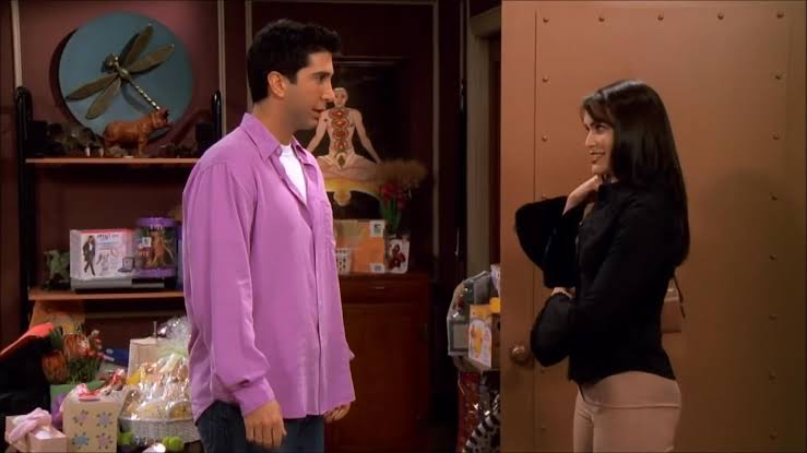 “I am like Indiana Jones”: David Schwimmer Flirting With a Random Girl While Jennifer Aniston’s Rachel Gets Ignored is Still Hilarious to FRIENDS Fans