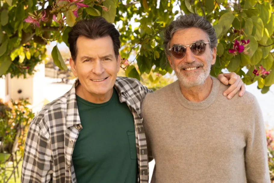 Charlie Sheen and Chuck Lorre | Credit: Warner Bros. 