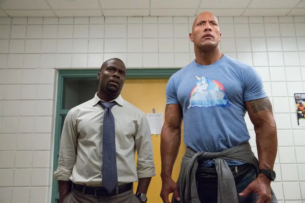 “A bunch of dumb*ss nicknames by a bunch of dumb*ss people”: ‘Central Intelligence’ Blooper Shows Kevin Hart Destroying Dwayne Johnson With a Mother of All Burns