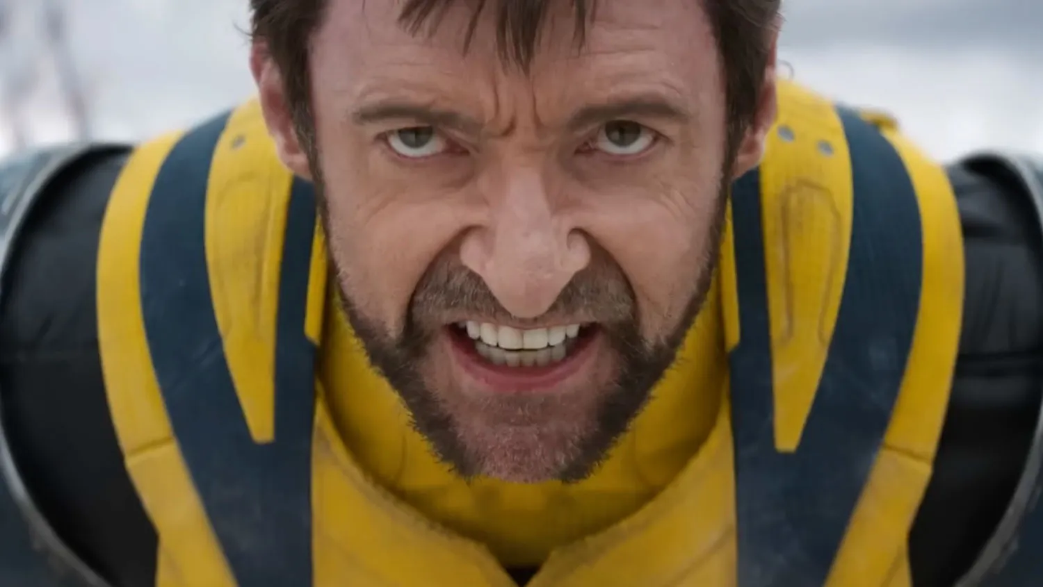 “He’s basically real life Wolverine”: Keanu Reeves Finally Has a Tough Competition, Hugh Jackman Defies Age With His Deadpool 3 Red Carpet Appearance