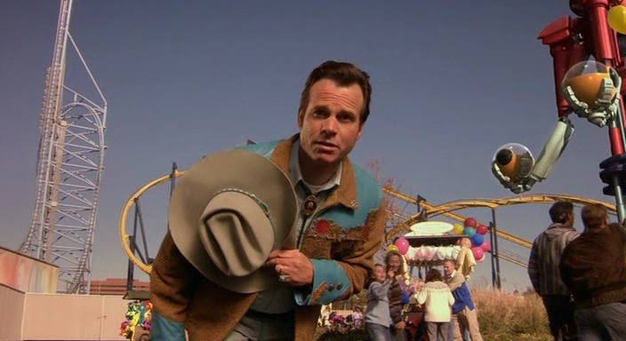 Bill Paxton as Dinky Winks in Spy Kids 2: The Island of Lost Dreams | Dimension Films