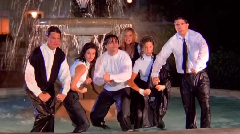The fountain scene in Friends' opening