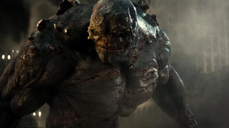 “Bro’s plot armour is stronger than Superman’s skin”: Ben Affleck’s Batman Surviving an Attack From Doomsday That Would Have Killed Any Regular Superhero Irks DC Fans