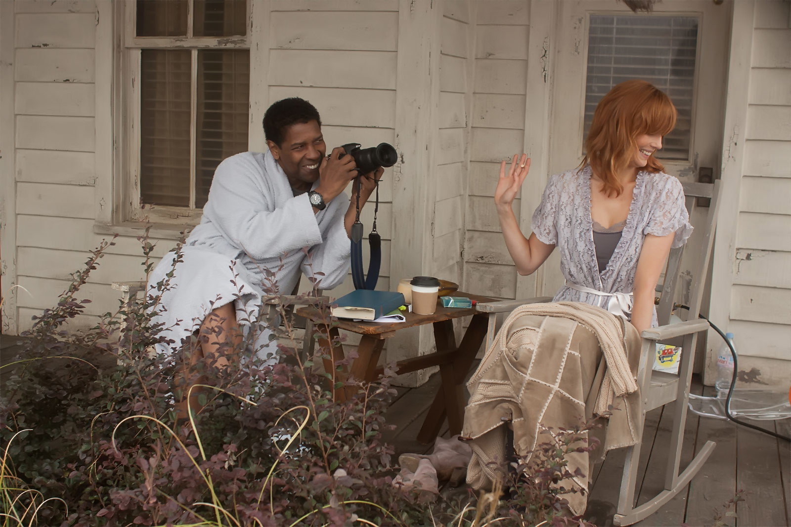 “I was more scared that I wouldn’t be able to get it right”: Even the Fiery Kelly Reilly Felt Nervous Acting Against Denzel Washington in a Role That Was Much Darker Than Yellowstone