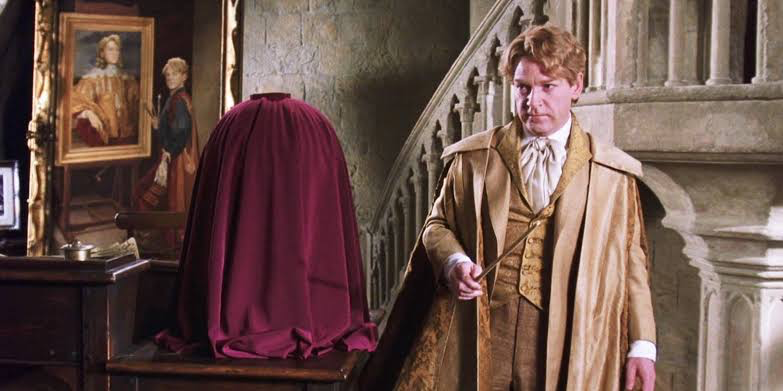 Kenneth Branagh as Gilderoy Lockhart in Harry Potter and the Chamber of Secrets