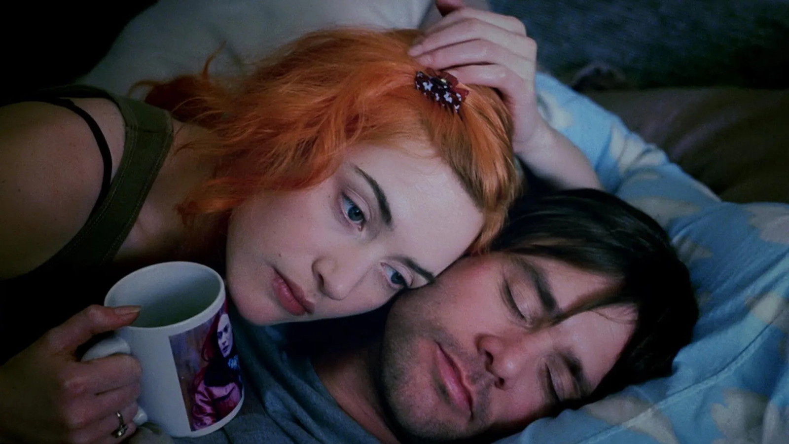 Kate Winslet and Jim Carrey in Eternal Sunshine of the Spotless Mind | Focus Features