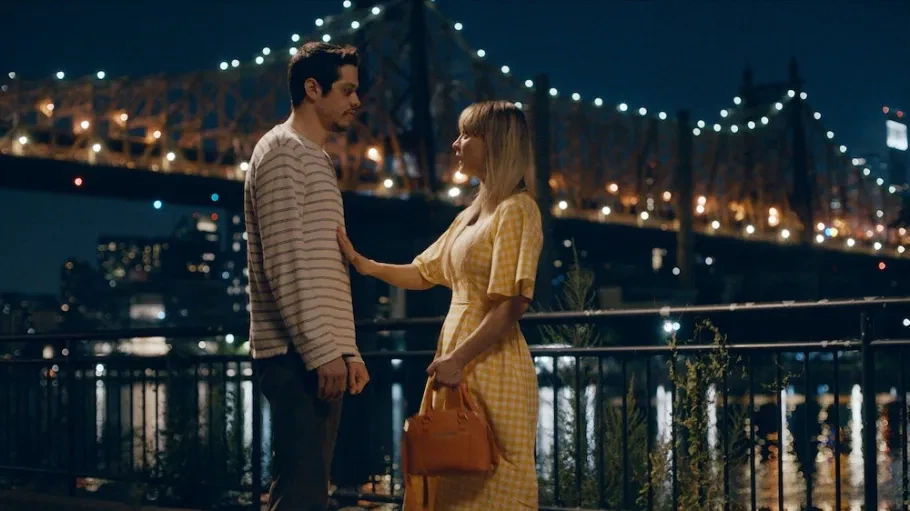 Kaley Cuoco and Pete Davidson in Meet Cute 