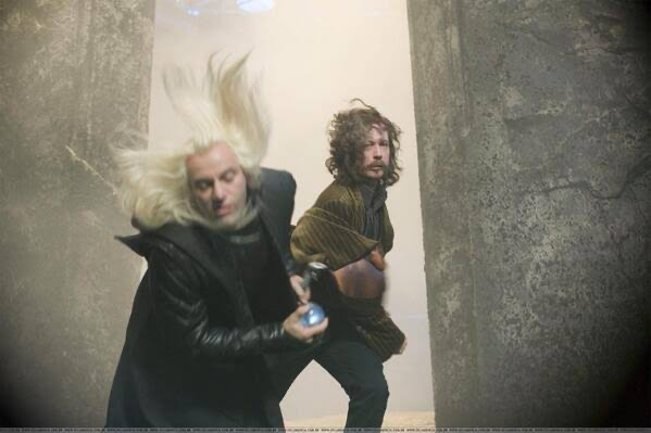 Sirius punch Lucius in the Ministry of Magic 