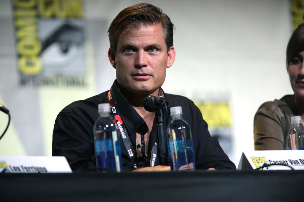 starship troopers casper van dien