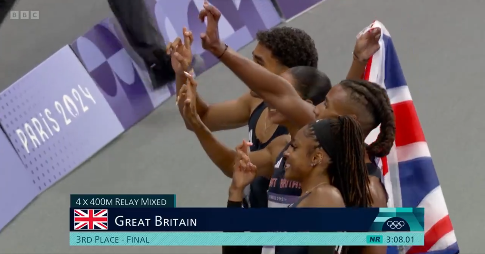 “Gege woke up with a cold sweat”: Gojo Satoru Debuts in Paris Olympics With One Historic Act from Great British Mixed Relay Team Following Thrilling Win