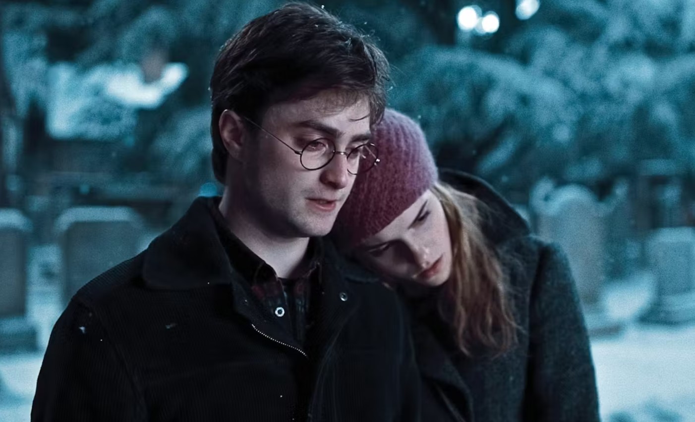 “I have kissed Emma Watson…I’m the most famous person”: Angry Daniel Radcliffe Boasting About His Harry Potter Fame After Getting Humiliated Will Always be Hilarious