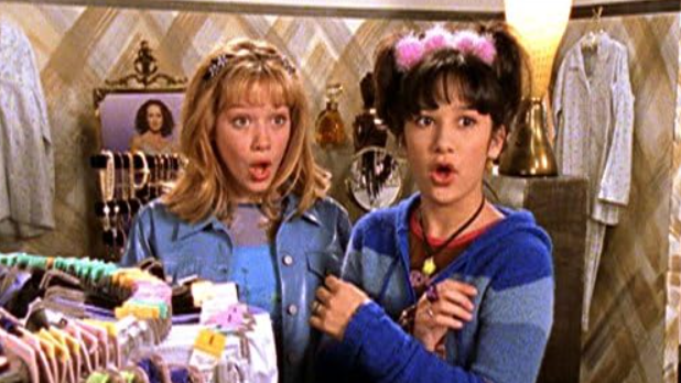 “Disney thought they’d be able to bully us”: Hilary Duff’s Mom is the Reason Lizzie McGuire Sequel Didn’t Happen, Tanking Her Daughter’s Rising Career Abruptly