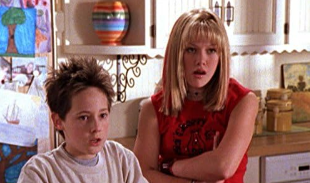 “Disney thought they’d be able to bully us”: Hilary Duff’s Mom is the Reason Lizzie McGuire Sequel Didn’t Happen, Tanking Her Daughter’s Rising Career Abruptly