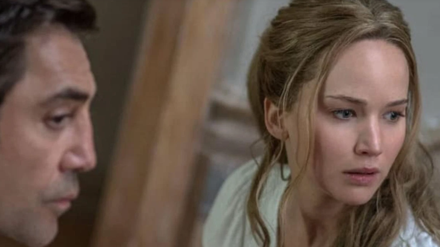 “That is something that I would never have really allowed”: Jennifer Lawrence’s Most Polarizing Movie Made Michelle Pfeiffer Break 1 Rule She Feels is Sacred in Hollywood￼