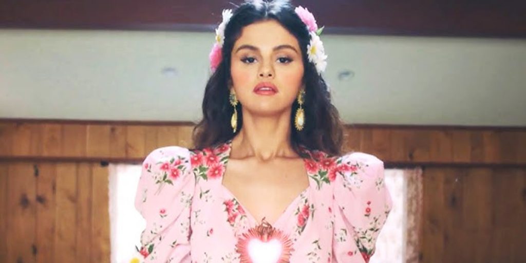 selena-gomez-de-una-vez-music-video