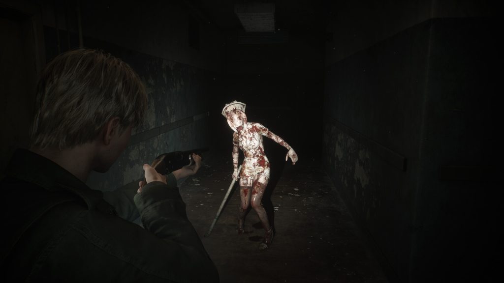 The image shows a player shooting a monster in the Silent Hill 2 remake. 